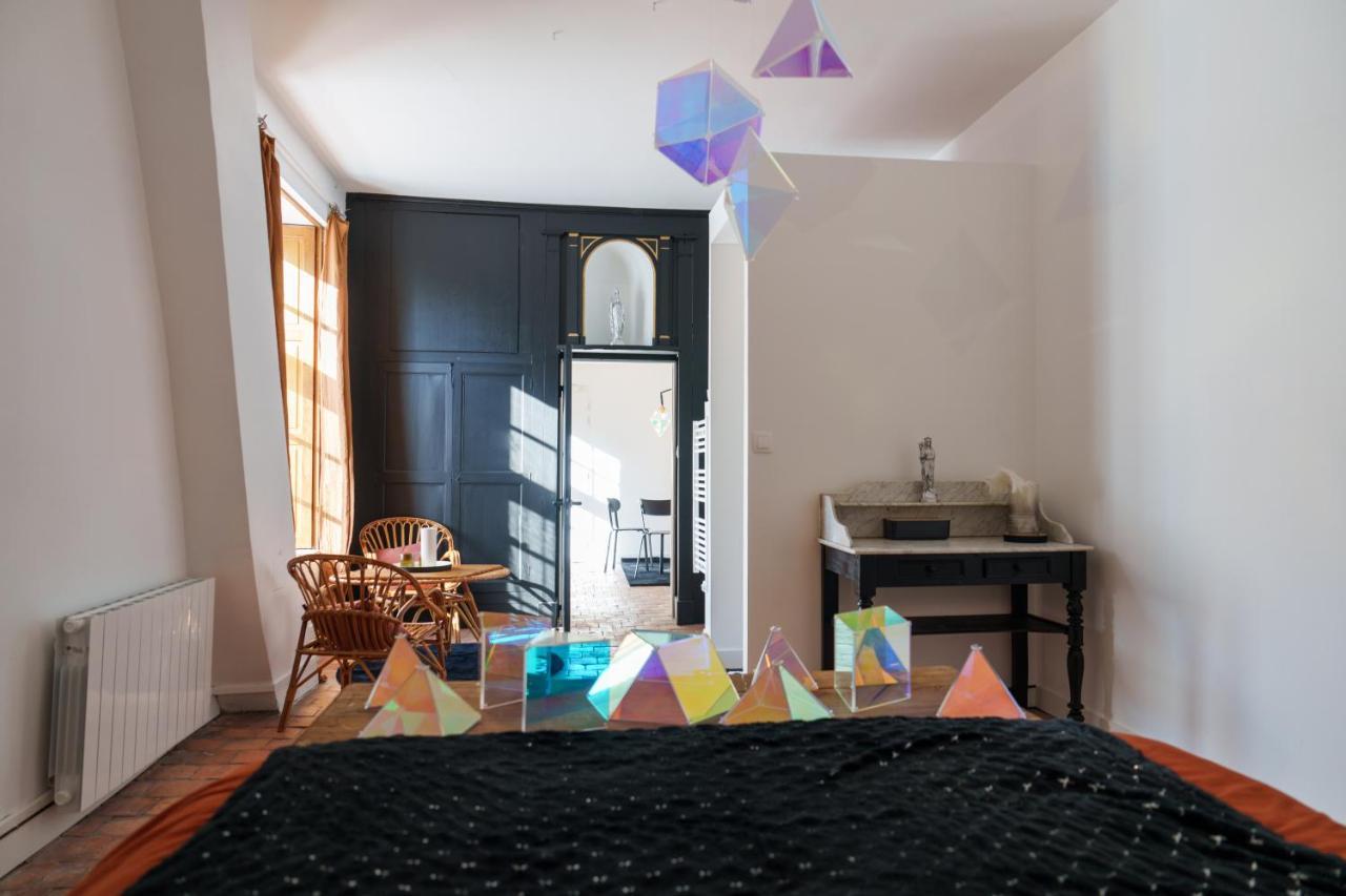 La Loge , Nuit Insolite Au Chateau De Beaugency Exterior photo